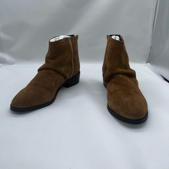 Journee Signature Boots Womens 6 1/2 Cognac Brown Leather Slouch Bree Ankle NEW - Picture 2 of 11